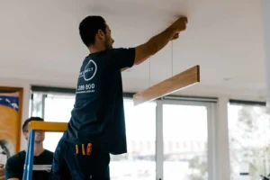 calibre-connect-electrician-working