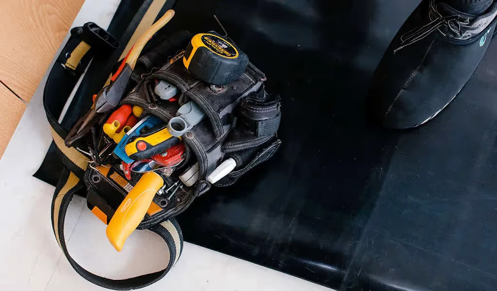 property-maintenance-electricians-tools